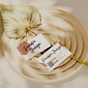 Cartão De Visita Trendência do Código QR Moderno de Terracotta Neut