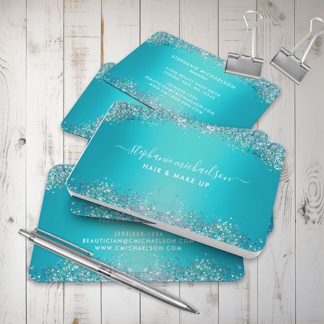 Cartão De Visita Trendy Teal Holographic Glitter Hair Makeup Salon (Trendy Teal Holographic Glitter Hair Makeup Salon Business Card)