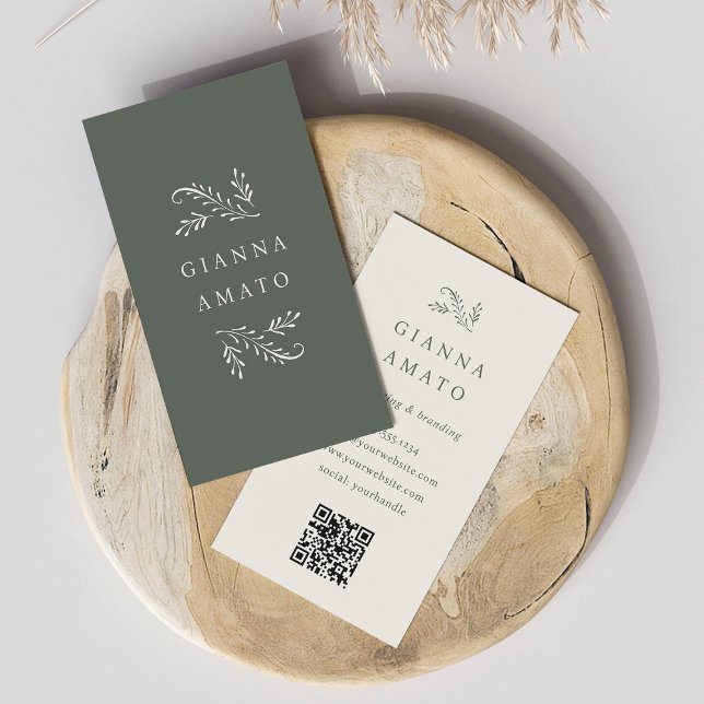 Cartão De Visita Verde Elegante e Código QR Botânico de Creme Verti (Criador carregado)