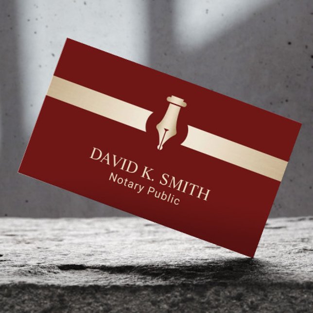 Cartão De Visita Vermelho Elegante de Caneta Pública Notícia (Criador carregado)