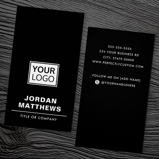 Cartão de visita vertical para adicionar logotipo  (Black add logo social media vertical business card)