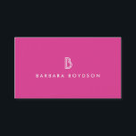 CARTÃO DE VISITA VINTAGE MODERN PINK E MONOGRAMA INICIAL BRANCA<br><div class="desc">As iniciais estilizadas do seu nome ou nome comercial se tornam um logotipo clássico e moderno neste modelo de cartão de negócios luxo. Perfeito para qualquer indústria. © 1201AM CREATIVE</div>