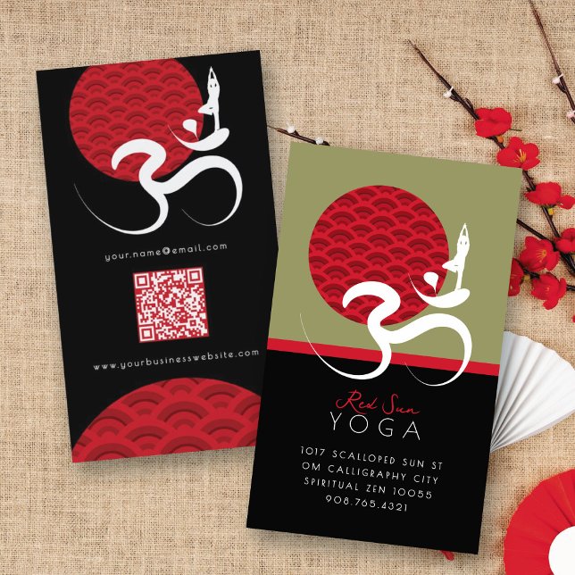 Cartão De Visita Yoga do Sol Vermelho Asiático e Caligrafia Zen Mod (Red Sun Yoga Spiritual Indian Meditate Modern Zen Calligraphy Om Aum Symbol Business Card @ fatfatin)