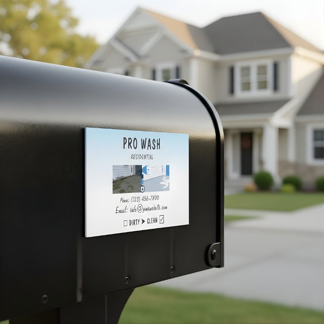 Cartão De Visitas Magnético Bold Residential Pressure Washing Overlay (Criador carregado)