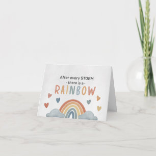 Cartão Depois de cada tempestade há um bebê Rainbow IVF