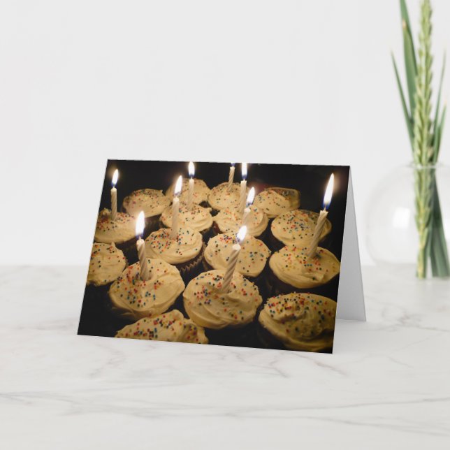 Cartão Desejos do aniversário (Frente)