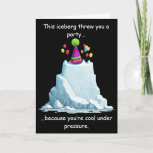 Cartão Design de aniversário de humor engraçado de iceber