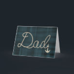 Cartão Design de corda com Pai de ancoragem<br><div class="desc">Pai em texto de escrita e design de corda com âncora náutica em fundo xadrez para o aniversário do Pai</div>