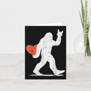 Cartão Dia de os namorados Bigfoot Rock Heart Sasquatch W