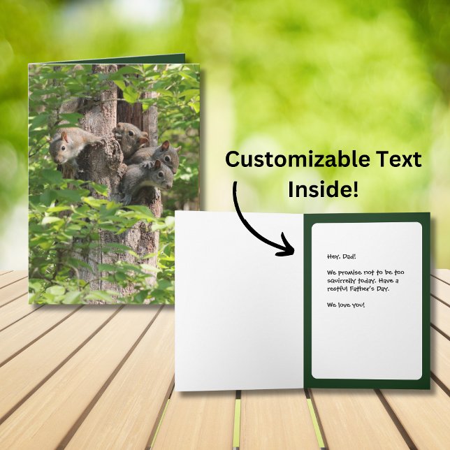 Cartão Dia de os pais de Texto Personalizado para Animais (These cute squirrels are ready to give Dad an easy day for Father's Day. Customize your text. )