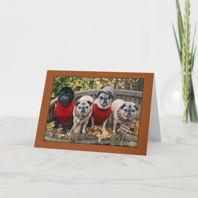 Cartão do Pug das folhas de outono (Frente)
