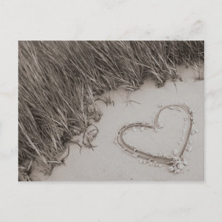 Cartão do Sepia do coração da praia