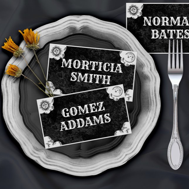 Cartão dobrado gótico da mesa de espíritos (Criador carregado)