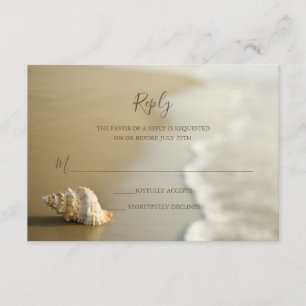 Cartão Dourado lindo do casamento de praia RSVP d