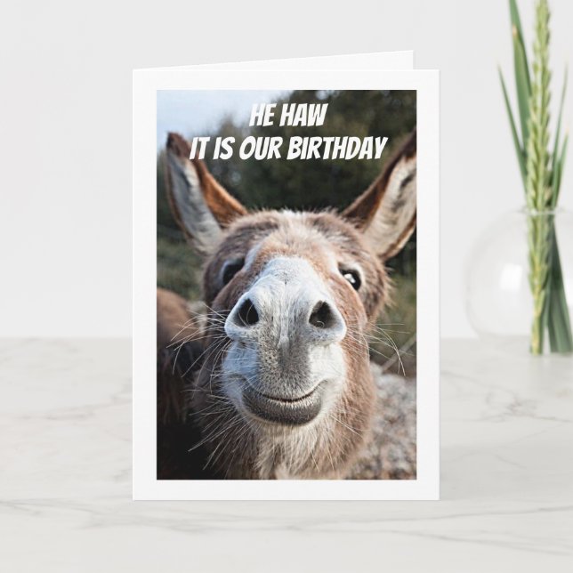 CARTÃO ELE NÃO PODE ESPERAR PARA CELEBRAR "NOSSO ANIVERSÁ (Frente)