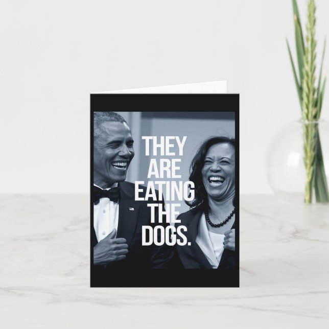 Cartão Eles Estão Comendo Os Cães. (Frente)