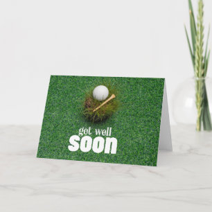 Cartão Em breve, com a bola de golfe em verde para o golf