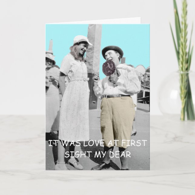 CARTÃO ENGRAÇADO AMOR DE FOTOGRAFIA NA PRIMEIRA VISTA (Frente)