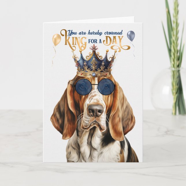 Cartão Engraçado Basset Hound Dog King para um Aniversári (Frente)