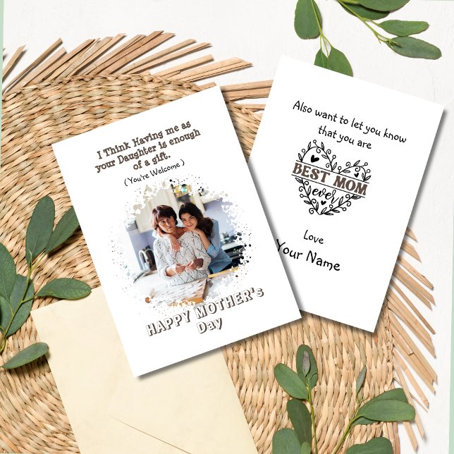 Cartão engraçado do Dia das Mães da Filha (Criador carregado)