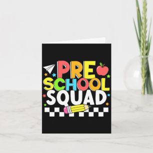 Cartão Esquadrão de pré-escola feliz primeiro dia de aula