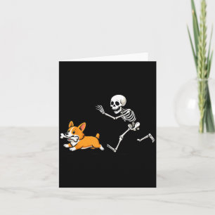 Cartão Esqueleto Engraçado Perseguindo Corgi Halloween Mã