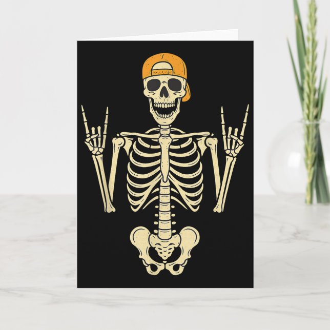 Cartão Esqueleto Skater de Rocker com Boné Halloween Punk (Frente)