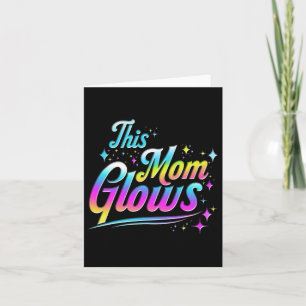 Cartão Essa Mãe Brilha Feliz Dia das Mães Tie Dye Engraça