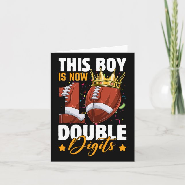 Cartão Este Menino Agora 10 Dígitos Duplos De Futebol 10  (Frente)