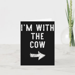 Cartão Estou Com a Vaca Roupa de Halloween Engraçada para