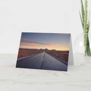 Cartão Estrada para o Parque Tribal do Vale do Monumento