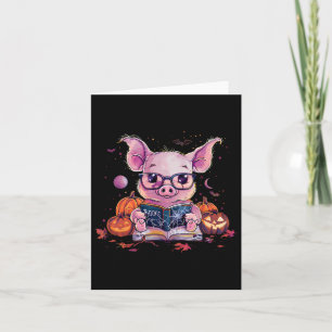 Cartão Fantasia de Porco de Halloween Livro de Feitiçaria