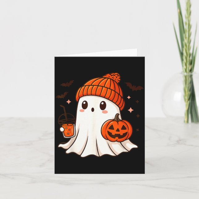 Cartão Fantasma Fofo com Boné Segurando Café de Abóbora (Frente)