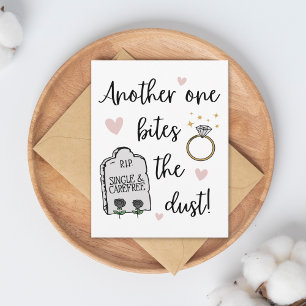 Cartão Felicitações pelo Humor Escuro Engraçado no Seu No