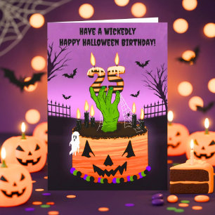 Cartão Feliz Aniversário de 25 anos no Halloween Bolo Ass