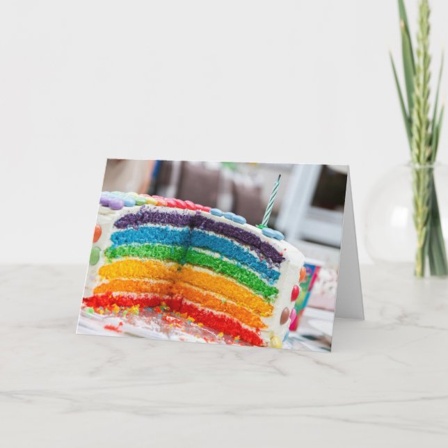 Cartão Feliz aniversário do Rainbow Cake LGBT Card (Frente)