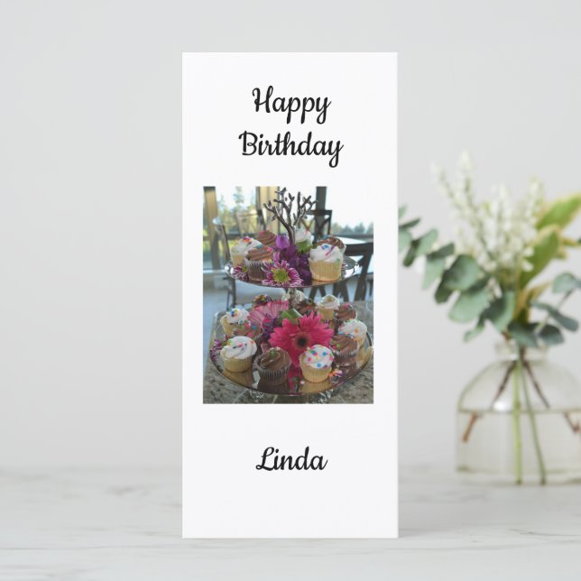 Cartão Feliz aniversário Linda (Em pé/Frente)