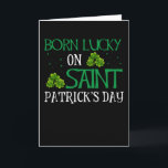 Cartão Feliz aniversário no dia de São Patrício<br><div class="desc">Feliz aniversário no dia de São Patrício</div>