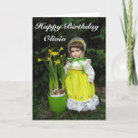 Cartão Feliz aniversário Olivia<br><div class="desc">Feliz Aniversário Olivia texy com boneca e narciso</div>