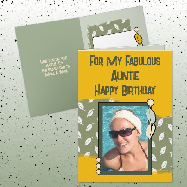 Cartão Feliz aniversário, titia, foto verde-amarela (Criador carregado)