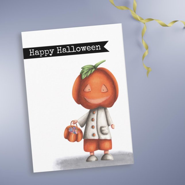 Cartão Feliz Dia das Bruxas Feliz de Pumpkin Spookie (Cute Halloween card with a little kid in a Jack O Lantern costume by Kinda Cute by Patricia Alvarez)