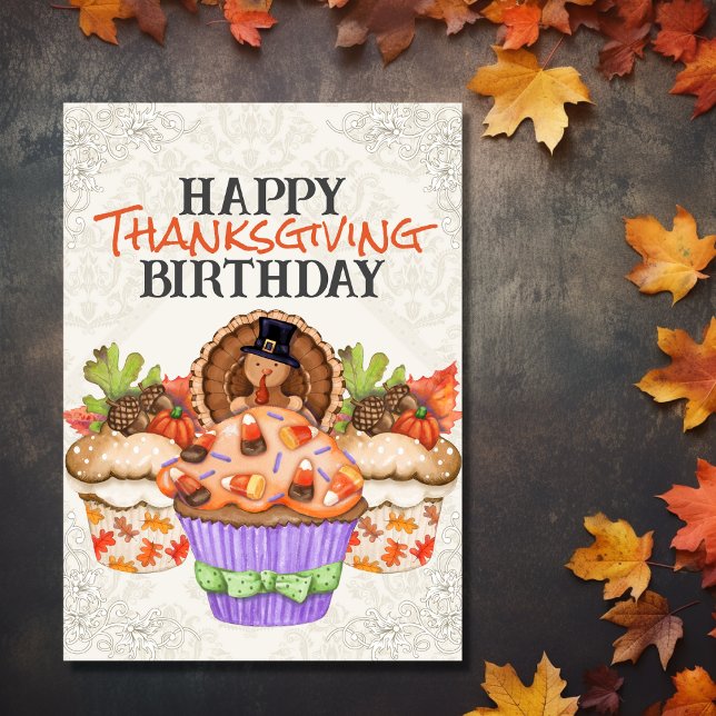 Cartão Feliz Dia de Ação de Graças aos Cupcakes Feriados (Front - Cute Holiday Cupcakes Happy Thanksgiving Birthday Card)