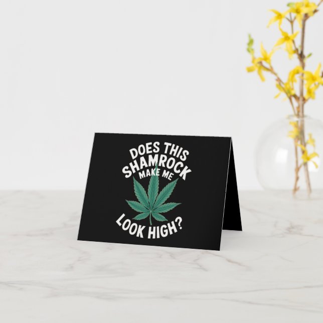 Cartão Festa Engraçada do Dia de São Patrício para Homens (Flor Amarela)