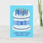 Cartão Filho no feliz aniversario da lei<br><div class="desc">Um bolo de aniversário azul gigante,  congelado e com um arco em torno dele. O bolo é coberto em velas iluminadas. O filho do feliz aniversario das palavras "na lei" acompanha a imagem.</div>