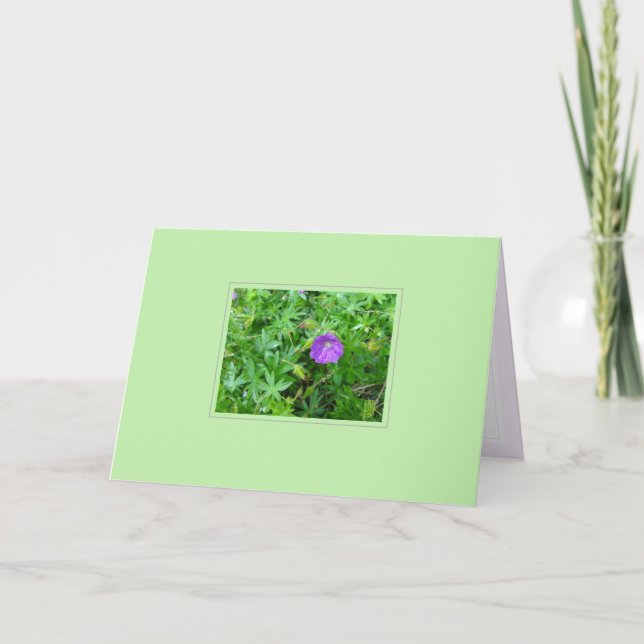 Cartão Flor Roxo no Vazio Verde (Frente)