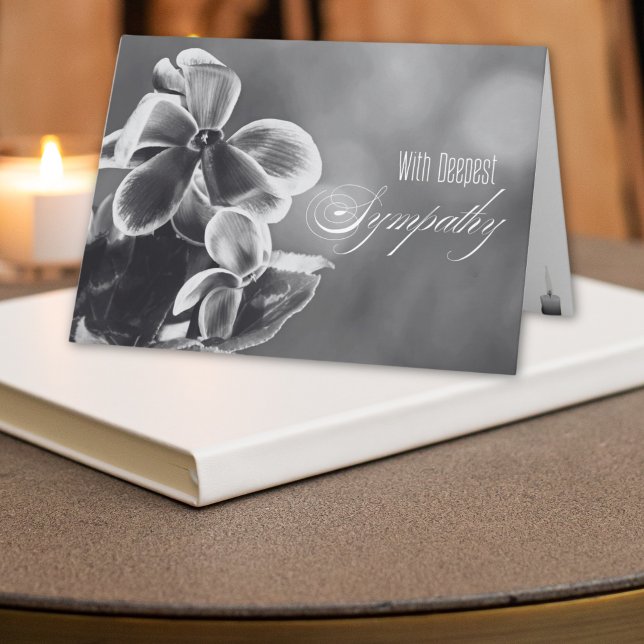 Cartão Flores de Ciclame e Simpatia de Ilustração de Vela (Criador carregado)