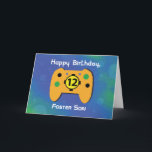 Cartão Foster Son, 12 anos de idade, controlador de jogad<br><div class="desc">Este provavelmente é o cartão personalizável mais divertido e colorido que você veria aqui fora. Este cartão é para um filho adotivo,  mas você pode definitivamente personalizá-lo para qualquer relação de cara.</div>
