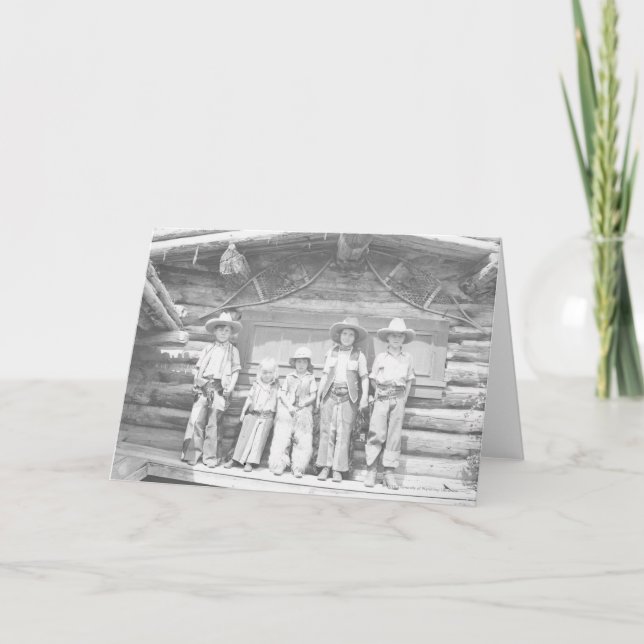 Cartão Foto de uma fazenda de crianças em roupas de cowbo (Frente)