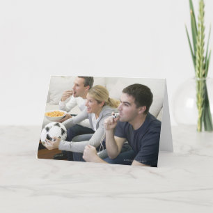 Cartão Friends watching TV with whistle, football and