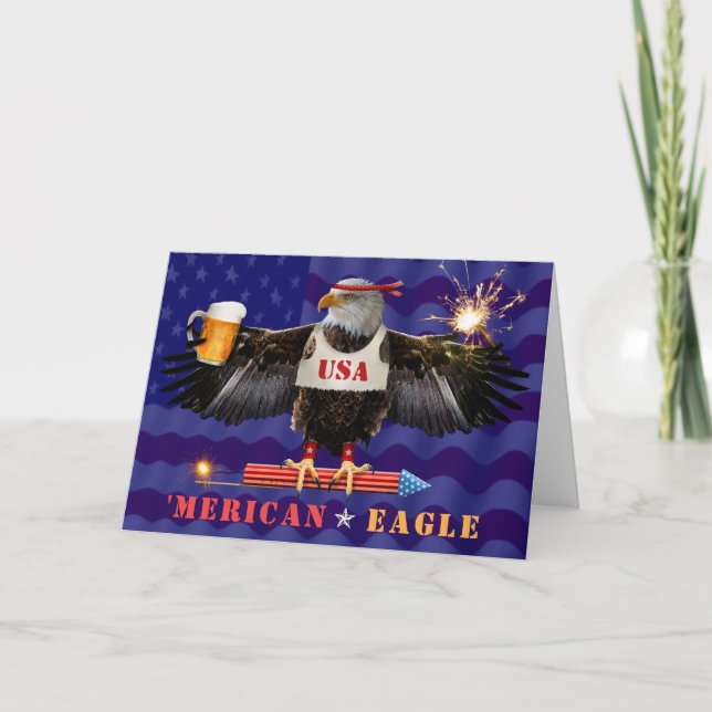 Cartão Funny Merican Eagle 4 de julho Beer e Fireworks (Frente)